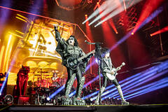 Kiss перепутали Австрию с Австралией: Музыка: Культура: Lenta.ru0