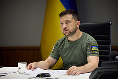 Зеленский попросил США признать Россию страной-спонсором терроризма: Украина: Бывший СССР: Lenta.ru
