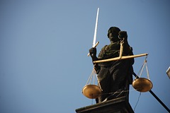Американской компании в России пригрозили штрафом в шесть миллионов рублей: Интернет: Интернет и СМИ: Lenta.ru