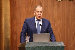 Лавров сравнил западных политиков с диванными экспертами: Политика: Мир: Lenta.ru0