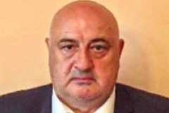 На Кавказе российский чиновник приказал продавцам отказаться от русского языка: Общество: Россия: Lenta.ru
