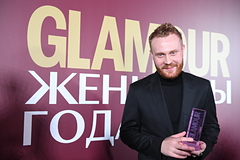 Популярный комик высказался о конфликте с чиновником из-за шутки: ТВ и радио: Интернет и СМИ: Lenta.ru