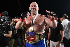Российский боец MMA Харитонов раскрыл планы на бой в США: Бокс и ММА: Спорт: Lenta.ru