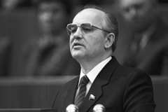 Помощник Горбачева назвал его крупнейшим реформатором советского общества: Политика: Россия: Lenta.ru
