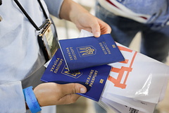 Украинские беженцы начали покидать Испанию из-за голода: Общество: Мир: Lenta.ru0