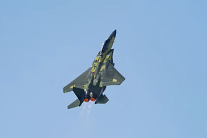 В США оценили маневренность китайского истребителя J-20: Оружие: Наука и техника: Lenta.ru1