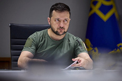Зеленский потребовал запретить всем россиянам въезд в страны Запада: Украина: Бывший СССР: Lenta.ru
