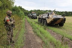 Росгвардейцы задержали в ЛНР трех пособников ВСУ и нашли два оружейных схрона: Следствие и суд: Силовые структуры: Lenta.ru