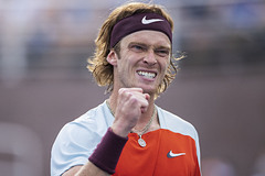 Рублев вышел в четвертьфинал US Open: Летние виды: Спорт: Lenta.ru