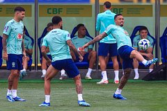ФИФА пригрозила отстранить Бразилию от турниров: Футбол: Спорт: Lenta.ru0