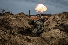 Российские «Ланцеты» разбили бронетехнику ВСУ на правом берегу Днепра: Украина: Бывший СССР: Lenta.ru0