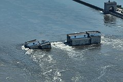 В Херсонской области объявили о возможном восстановлении разрушенной Каховской плотины. Что задумали местные власти?: Украина: Бывший СССР: Lenta.ru0