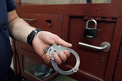 В Оренбургской области задержали забившего молотком знакомого россиянина: Следствие и суд: Силовые структуры: Lenta.ru0