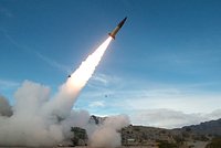 С жителями Севастополя после атаки ВСУ попытались связаться неизвестные люди, они хотели получить кадры с места удара: Происшествия: Россия: Lenta.ru2