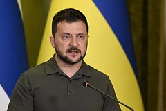 Сенатор США объяснил причины отказа Зеленского выступить перед Конгрессом: Политика: Мир: Lenta.ru0