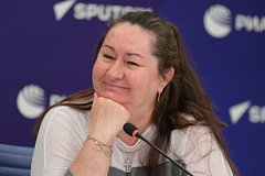 Вяльбе назвала неприемлемым показ в России Олимпиады в Париже: Зимние виды: Спорт: Lenta.ru0