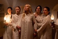 Собчак ответила на критику голой вечеринки Ивлеевой: Интернет: Интернет и СМИ: Lenta.ru1