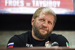 Александр Емельяненко предложил поспорить на свою трезвость: Бокс и ММА: Спорт: Lenta.ru0