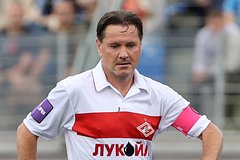 Аленичев рассказал о последствиях оттока легионеров из клубов РПЛ: Футбол: Спорт: Lenta.ru0
