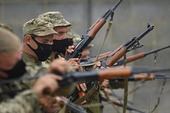 Американский военный назвал сумасшествием поставки США военной помощи Киеву: Политика: Мир: Lenta.ru0