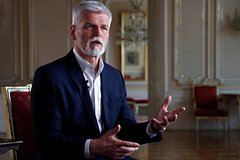 Президент Чехии заявил о недостаточной поддержке Западом Украины: Политика: Мир: Lenta.ru0