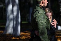 Спецоперация на Украине: Путин оценил число находящихся на СВО российских военных: Политика: Россия: Lenta.ru6