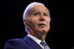 Байден оценил состояние стратегического нефтяного резерва США: Политика: Мир: Lenta.ru0