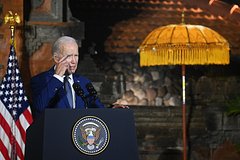Байден рассказал о смерти сына от «огненных ям»: Политика: Мир: Lenta.ru0
