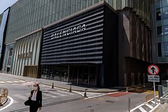 Balenciaga сделала официальное заявление о рекламе с детьми и БДСМ-атрибутикой: Явления: Ценности: Lenta.ru0
