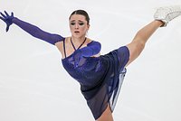 Бегство Трусовой от журналистов объяснили: Зимние виды: Спорт: Lenta.ru1