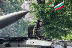 Болгары вышли на протест против военной помощи Украине: Политика: Мир: Lenta.ru0