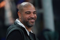 Бразильский футболист развелся с женой из-за просмотра чемпионата мира: Футбол: Спорт: Lenta.ru0