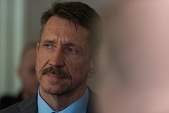 Бут призвал россиян к осторожности в недружественных странах: Политика: Россия: Lenta.ru0