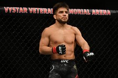 Бывший чемпион UFC выбрал между Махачевым и Оливейрой: Бокс и ММА: Спорт: Lenta.ru0