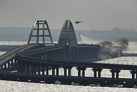 Бывший генерал ФСБ описал способ подрыва грузовика на Крымском мосту: Следствие и суд: Силовые структуры: Lenta.ru2