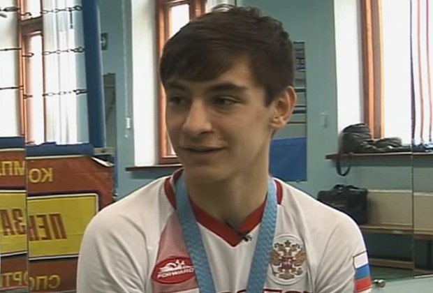 Российский-боксер чемпион Родионов погиб в ДТП после похорон матери. Что известно о страшной аварии?: Бокс и ММА: Спорт: Lenta.ru2