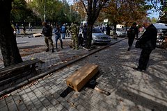 Число погибших и раненых из-за обстрела в Донецке увеличилось: Украина: Бывший СССР: Lenta.ru0