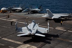 Самолеты для авианосцев и противотанковые вертолеты. Киев передал США новый список требуемой военной техники: Украина: Бывший СССР: Lenta.ru0