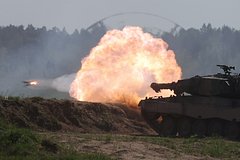 Экс-разведчик США обвинил Польшу в желании втянуть НАТО в конфликт на Украине: Политика: Мир: Lenta.ru0