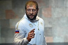 Емельяненко назвал свою ошибку в поединке с Дациком: Бокс и ММА: Спорт: Lenta.ru0