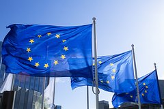 Еврокомиссия прокомментировала вероятность рецессии в ЕС зимой: Госэкономика: Экономика: Lenta.ru0