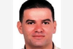 Босс таинственного наркокартеля сделал щедрый подарок властям. Зачем он купил остров Тайвань и теперь отдает его Италии?: Люди: Из жизни: Lenta.ru0