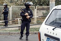 Российская восьмиклассница пришла в школу с дробовиком и открыла стрельбу. Что известно о трагедии?: Криминал: Силовые структуры: Lenta.ru3