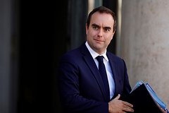 Франция передаст Польше два спутника наблюдения: Мир: Lenta.ru0