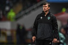 Футболист-чемпион оценил возможность отъезда российских игроков в Европу: Футбол: Спорт: Lenta.ru0