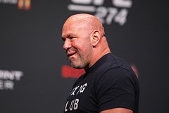Глава UFC высказался о проведении боя Махачева с лучшим бойцом промоушена: Бокс и ММА: Спорт: Lenta.ru0