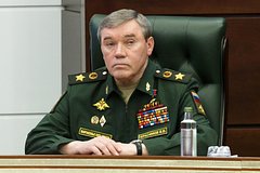 Главком ВСУ заявил о превосходстве начальника Генштаба России: Украина: Бывший СССР: Lenta.ru0