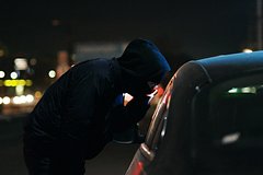 Хакеры нашли способ угона автомобиля с помощью VIN-кода: Техника: Наука и техника: Lenta.ru0