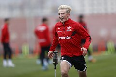 Игрок сборной России оценил значимость международных матчей для команды: Футбол: Спорт: Lenta.ru0