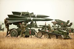 Испания передаст Украине еще две системы ПВО: Политика: Мир: Lenta.ru0
